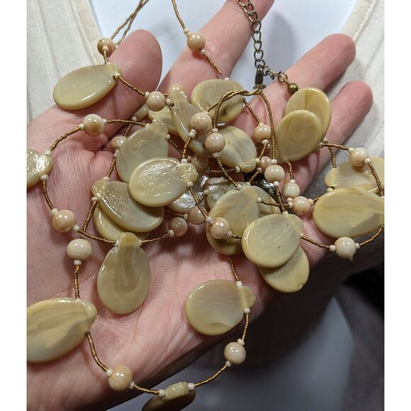 Vintage Beige Glass Flat Teardrop Layered Necklace - Picture 3 of 5